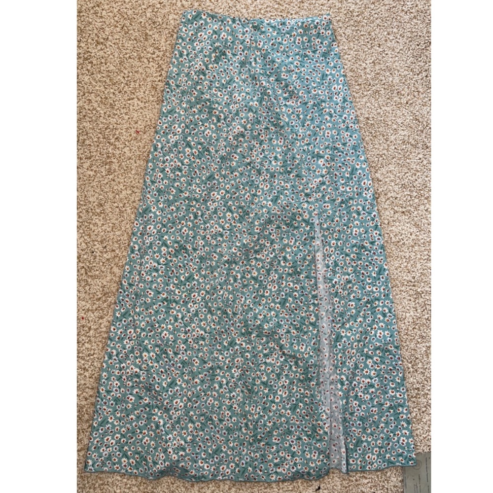 Long skirt